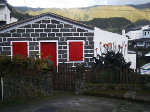 Wanderung Faial da Terra